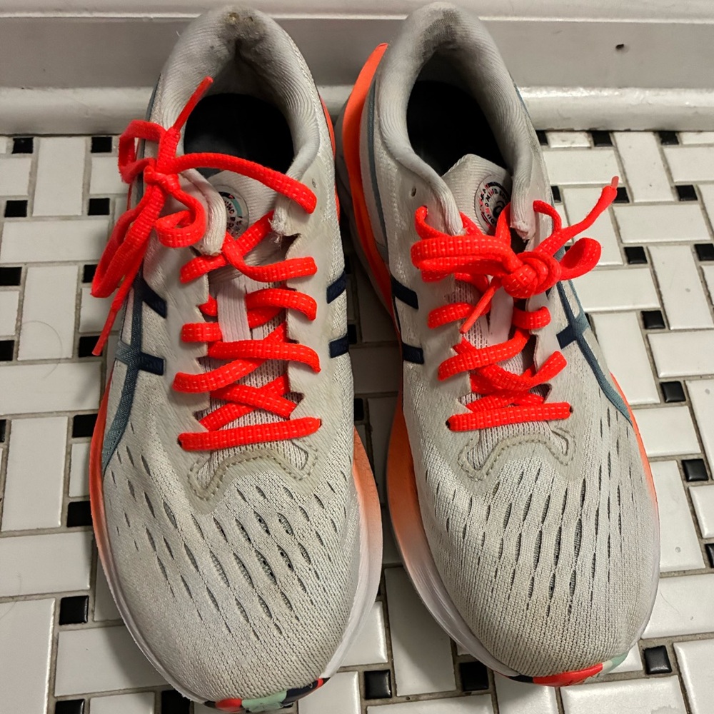 Oasis Athletic Shoes with Red and White Accents